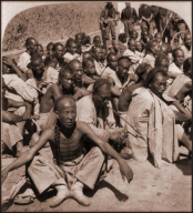 Prisioneiros Boxers dos EUA em Tianjin em 1901 - Movimento antiocidental e anticristão